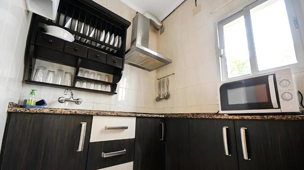 Apartamento cerca de la Playa con aire acondicionado en Conil solo parejas o familia - 2