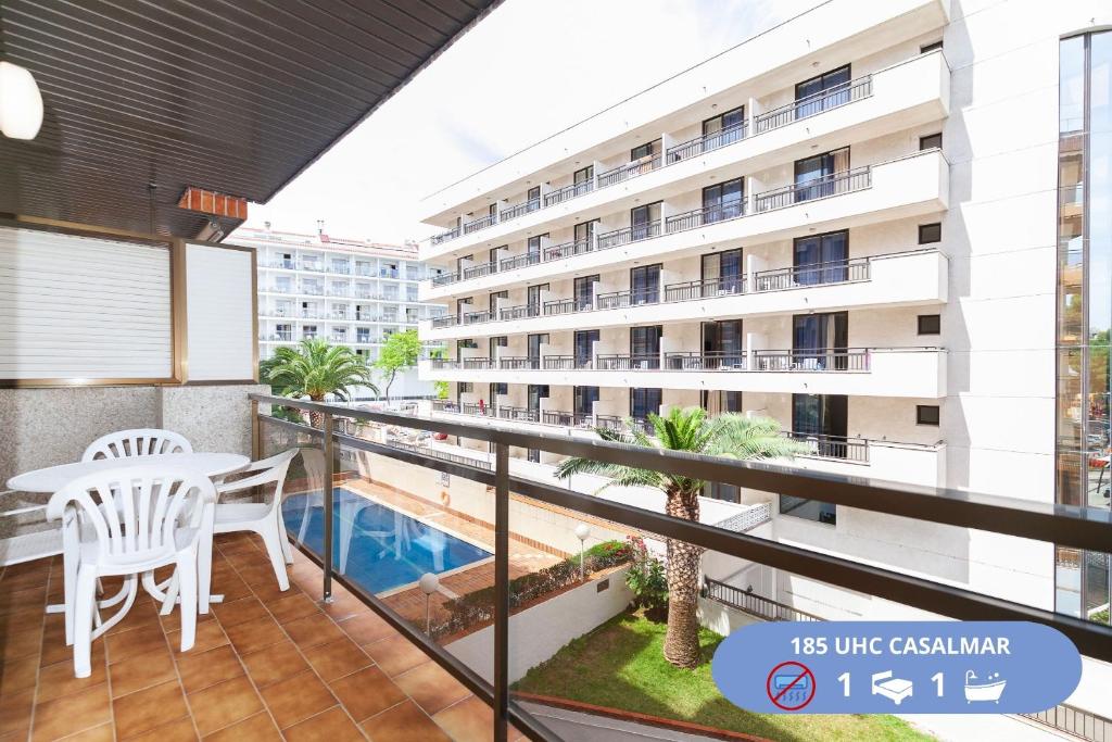 UHC Casalmar Apartments - 4