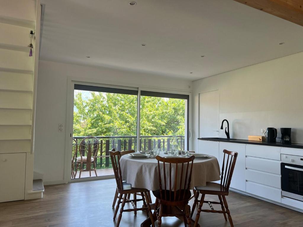 Maison de charme, vue montagne, proche lac - 3