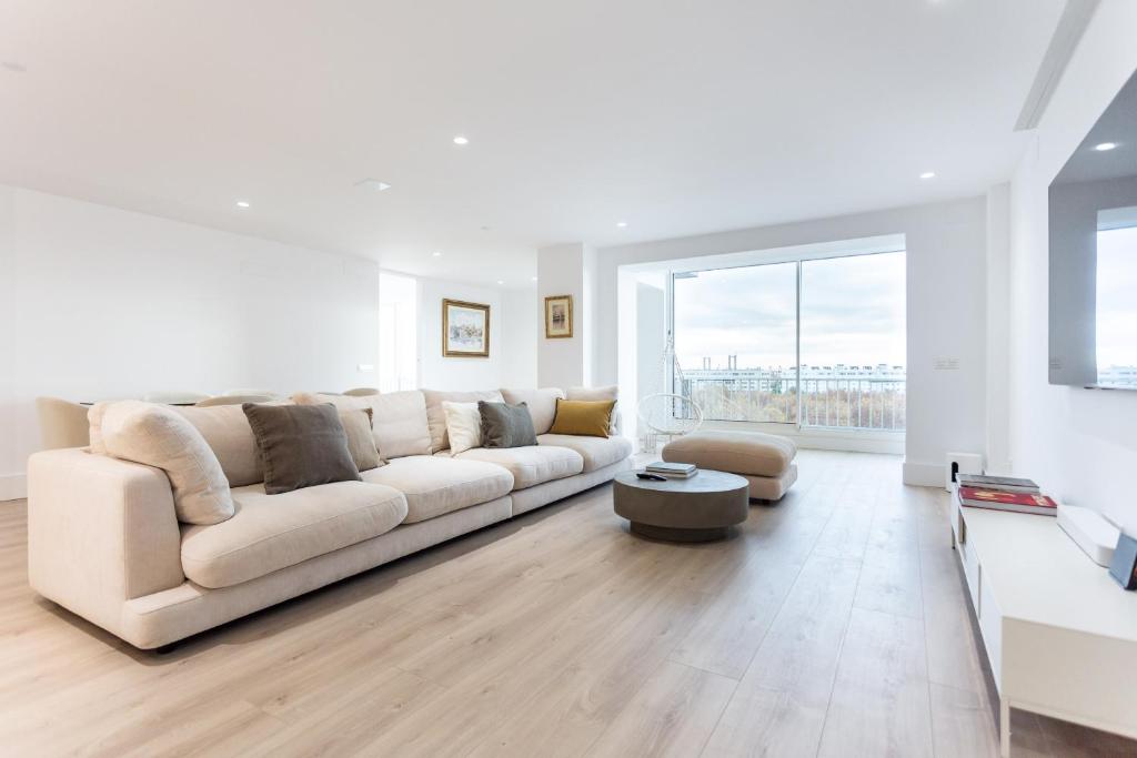 Los Remedios by Home at Homes - 1