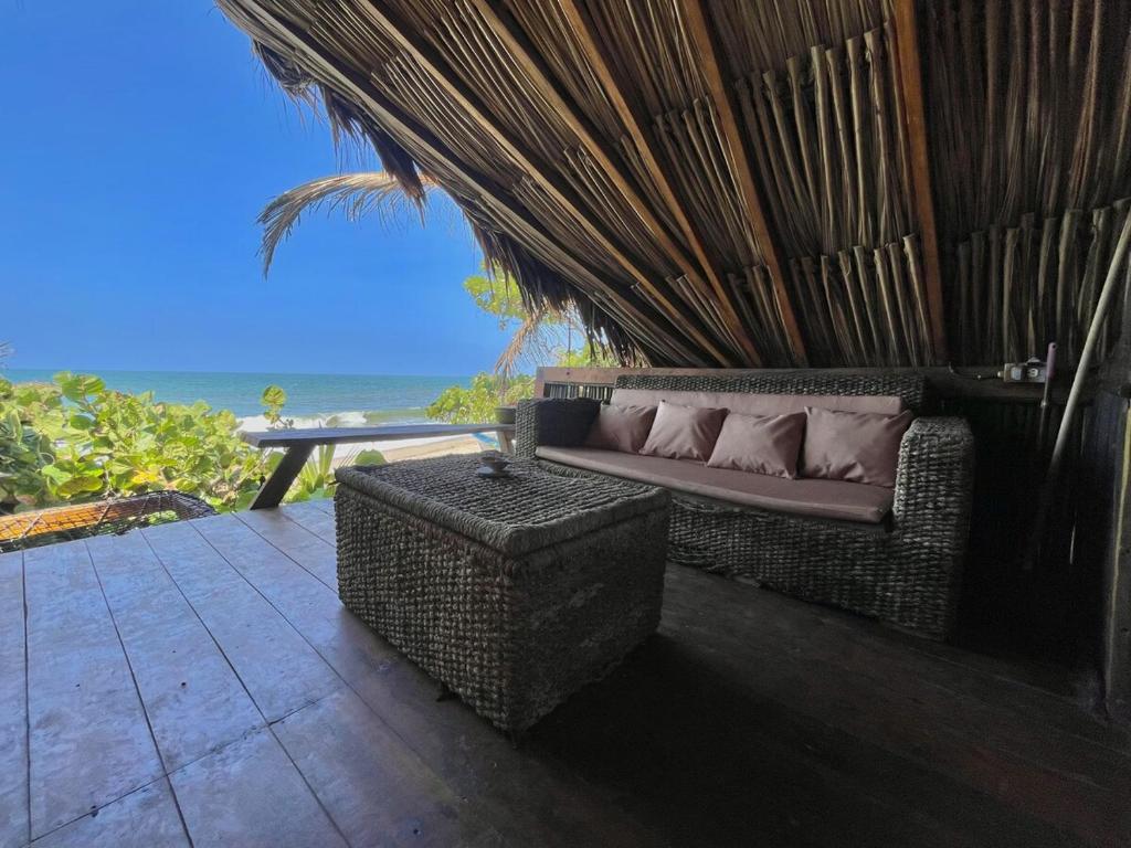 Uvita Playera - Beachfront hut near Tayrona Park - 5