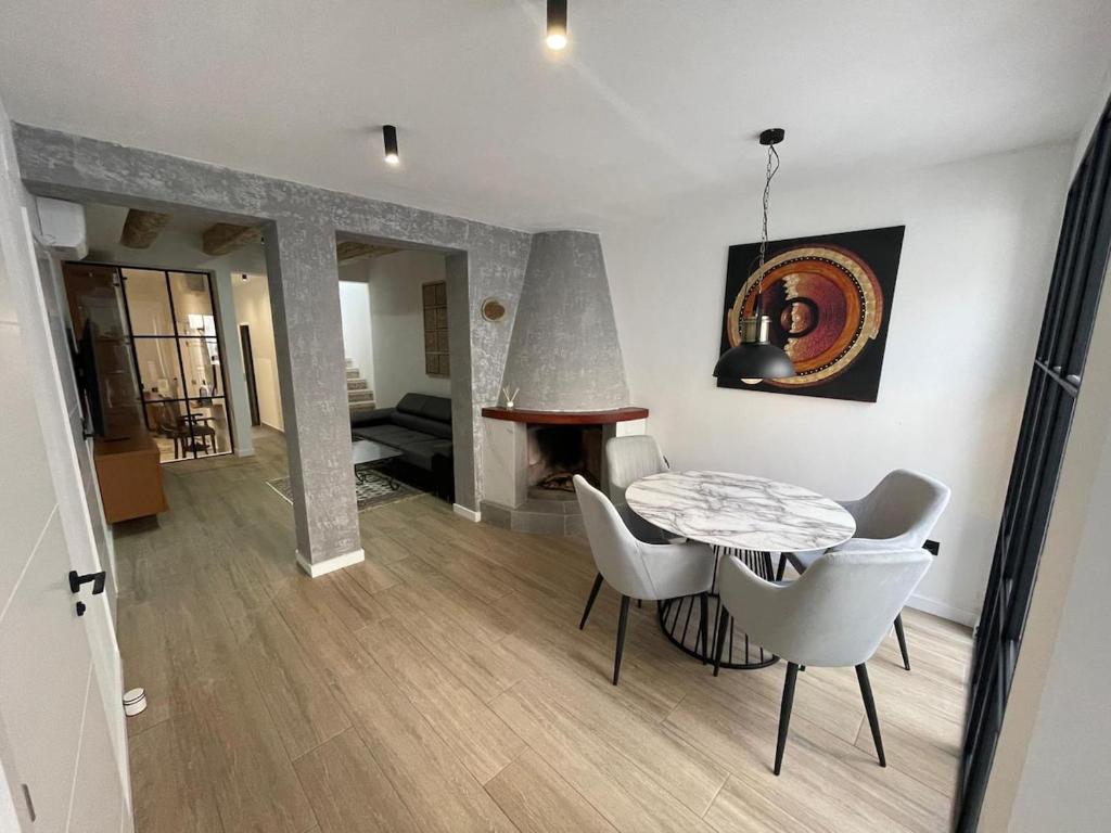 Charming 4BR Townhouse in Historic Ondara - 5