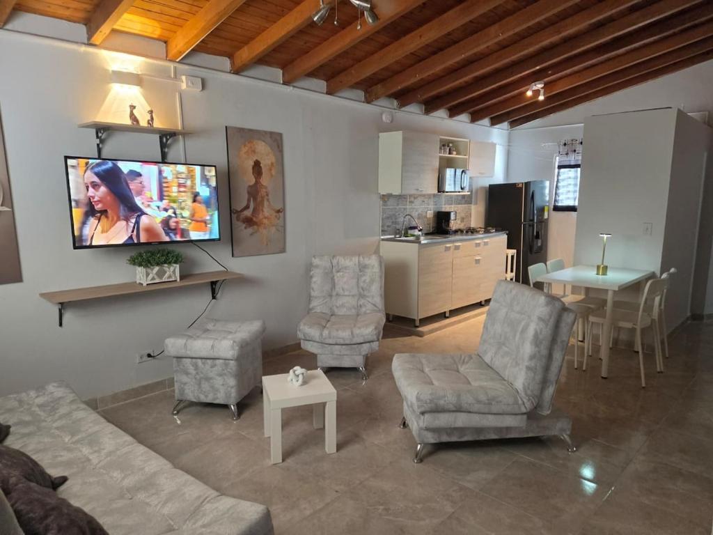 Sky Loft - 2