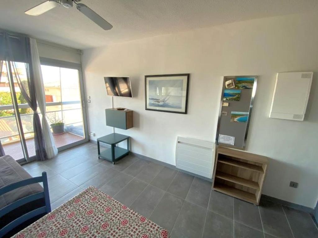 Appartement sur la plage pour 4 personnes avec parking - FR-1-837-5 - 3