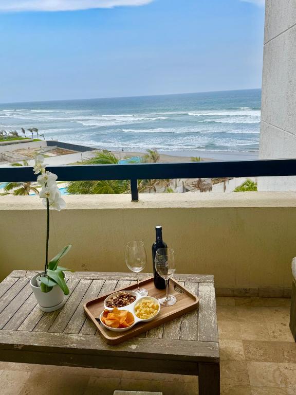 Oceanfront in Punta Diamante with a pool - 1