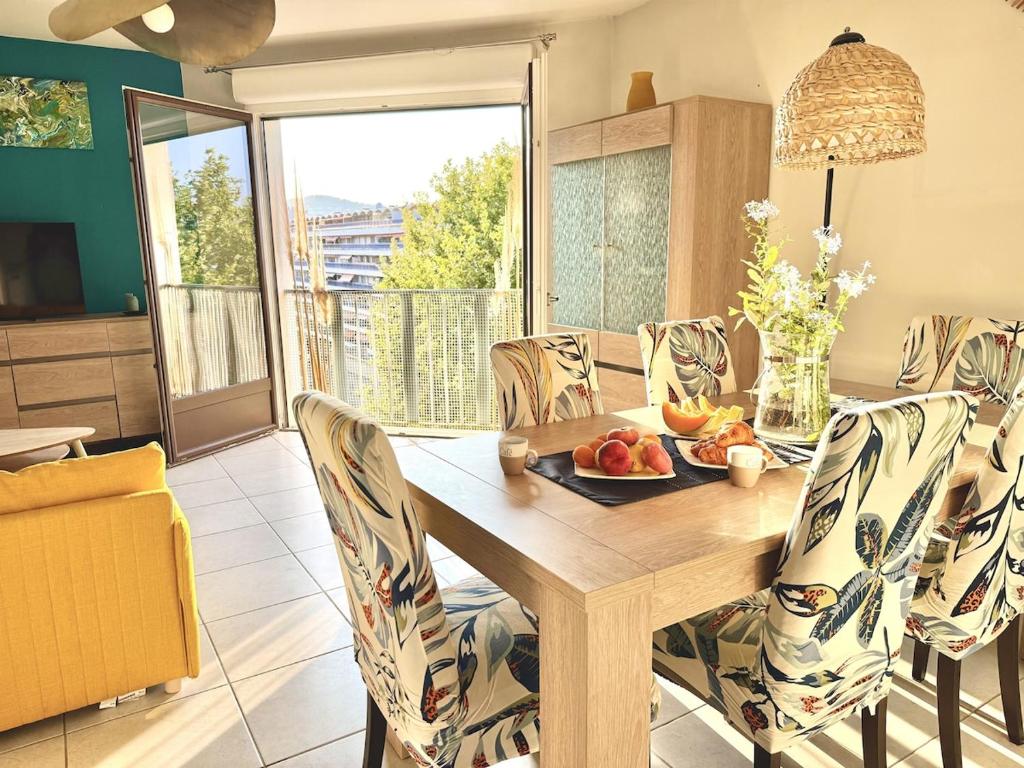 Juan-les-Pins Beachside 1BR Apartment, Air Conditioned, parking place - 1
