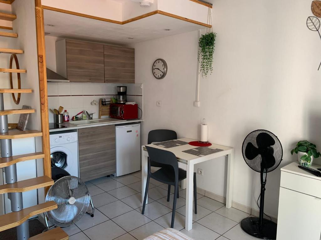 Duplex Raphael- Wi-fi et parking privé - 2