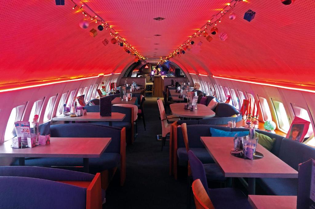NOVAPARK Flugzeughotel Graz