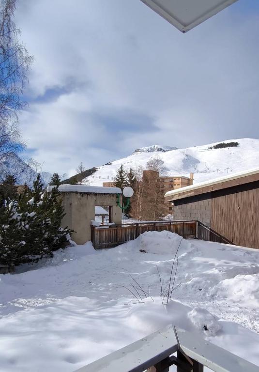 Studio à 35 m des pistes en bas du secteur 1800 - 2