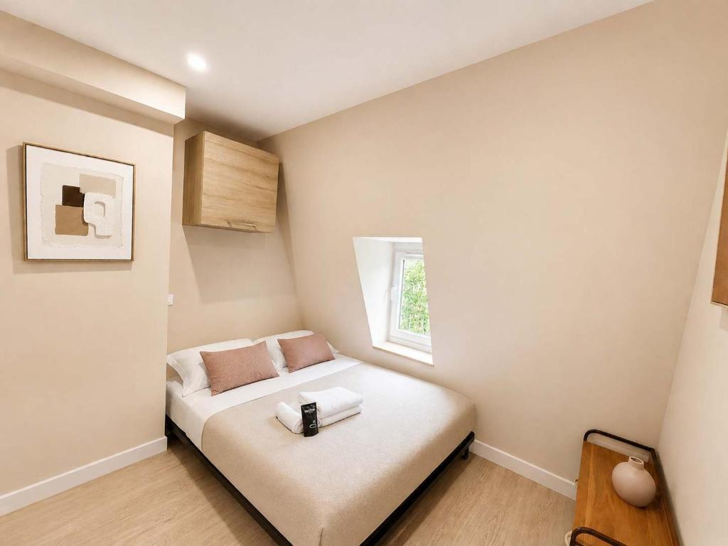 Studio cosy refait a neuf gare du nord paris 10 - 1