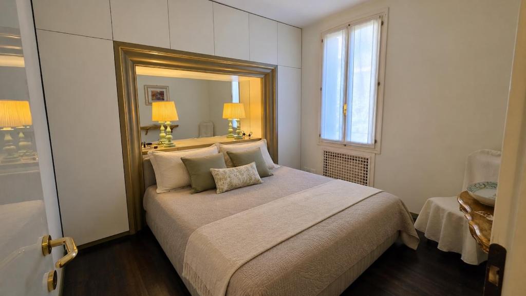 Secret Garden Elegant Apartment - Santa Lucia - 1