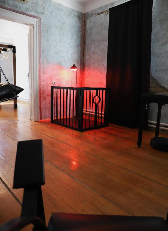 Q Art Noir Relax Residence - 2