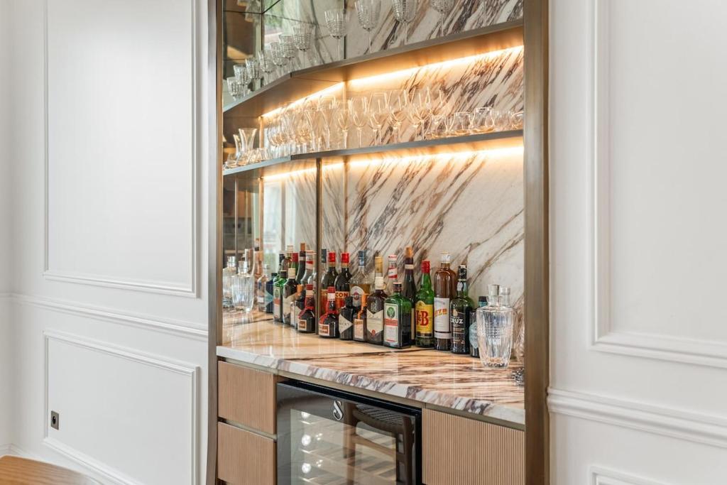 Luxury Apartment - 2