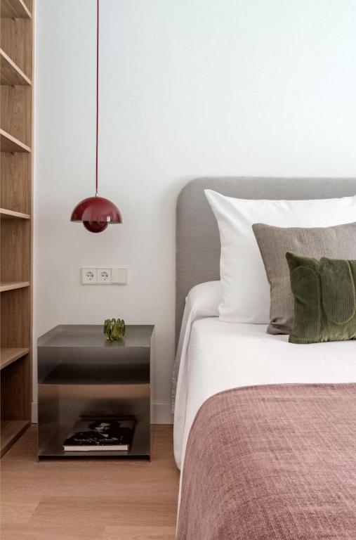 Elegant Paris Apartment near Trocadéro - 2