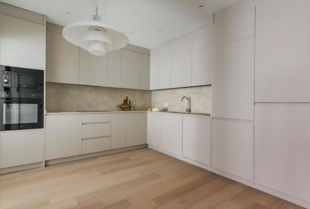 Elegant Paris Apartment near Trocadéro - 3