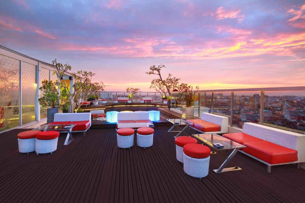 Ibis Styles Yogyakarta Hotel ibis Styles Yogyakarta – Affordable Luxury in the Heart of Jogja