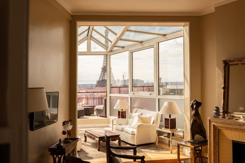 Stunning Paris Penthouse - 1