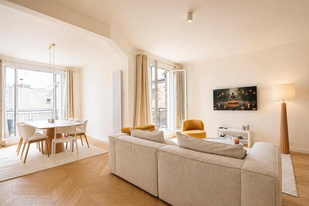 Luxury Flat - 2