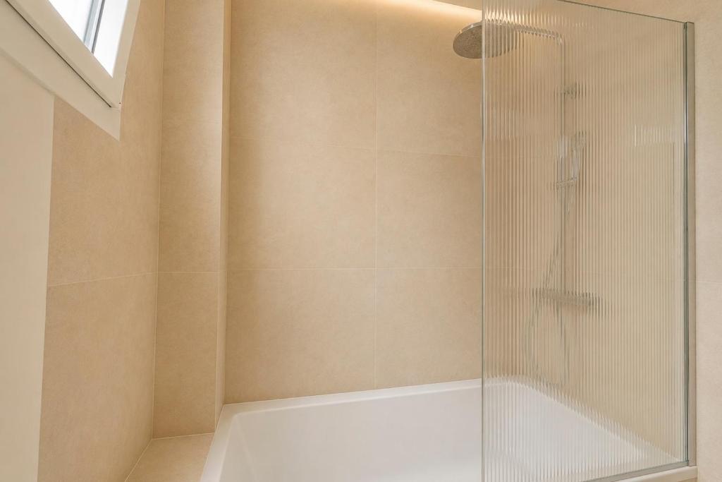 Luxury Flat - 4