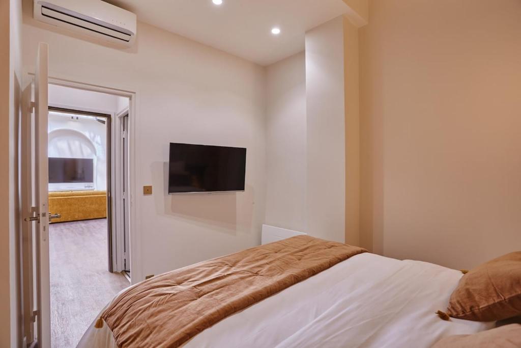 Air-conditioned loft-style - 2