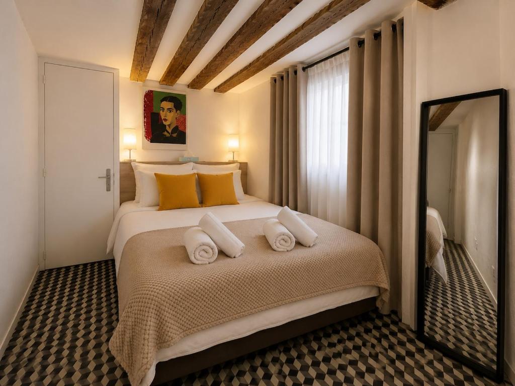 Modern studio in the heart of Paris I Walkable to the Louvre, Notre Dame and Seine - 2