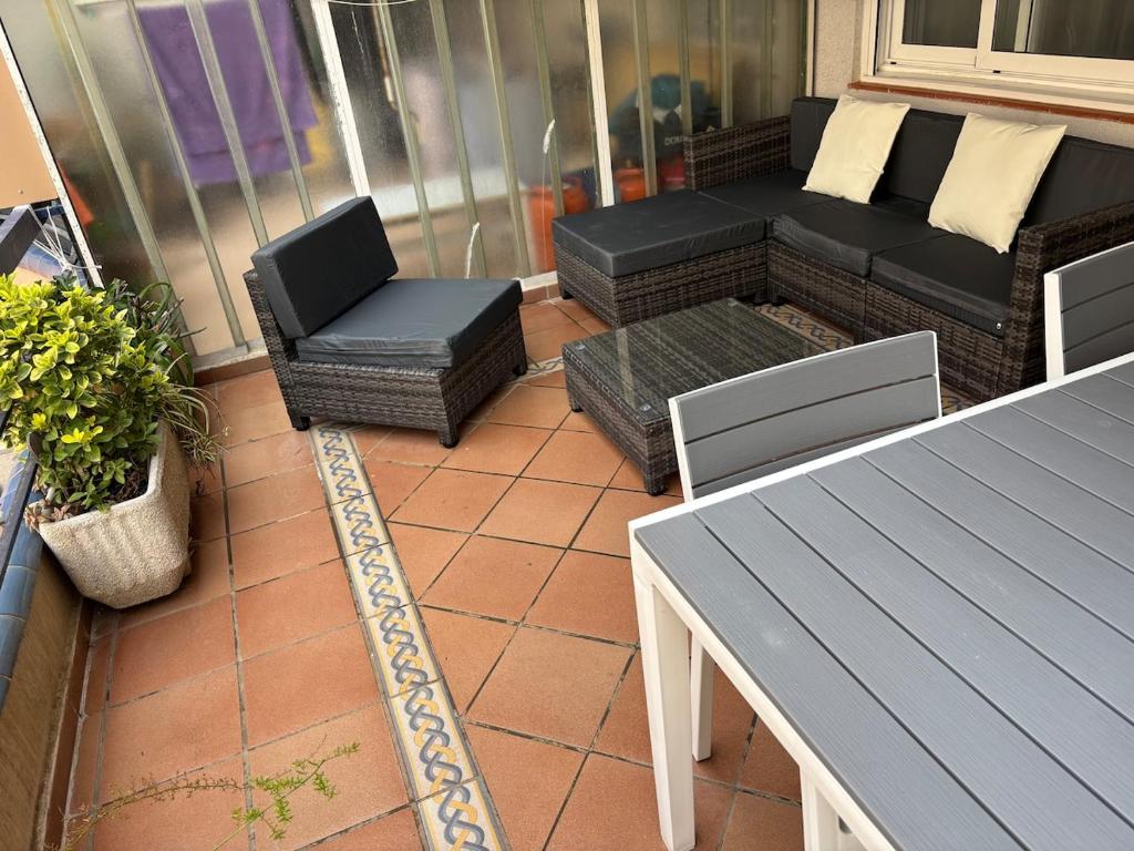 Per a famílies, a un minut de la platja - 4