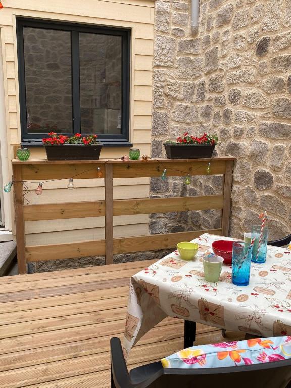 Le Patio Studio avec cour privée en cœur de ville - 2