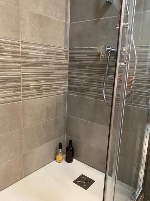 Le Patio Studio avec cour privée en cœur de ville - 3