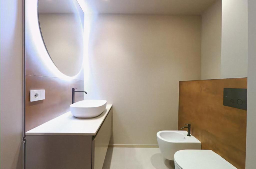 Elegant Paris Retreat near Eiffel Tower - 2