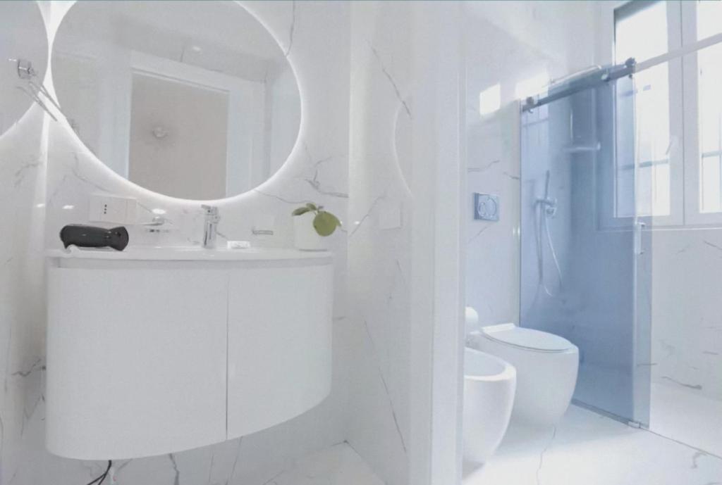 Elegant Paris Apartment near Eiffel Tower - 3