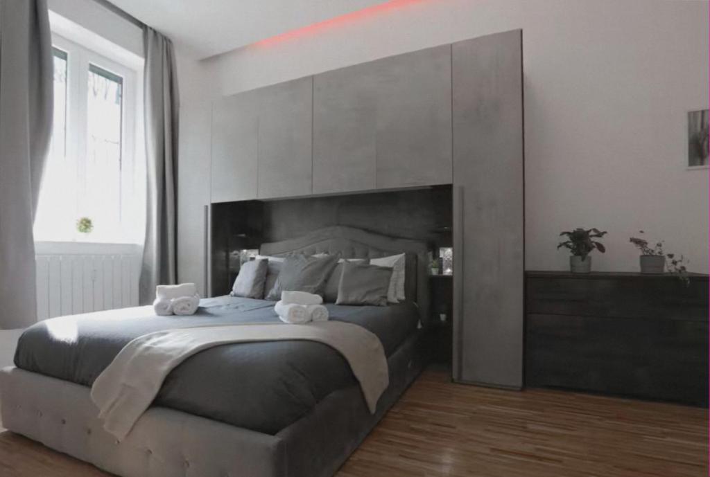 Elegant Paris Apartment near Eiffel Tower - 5