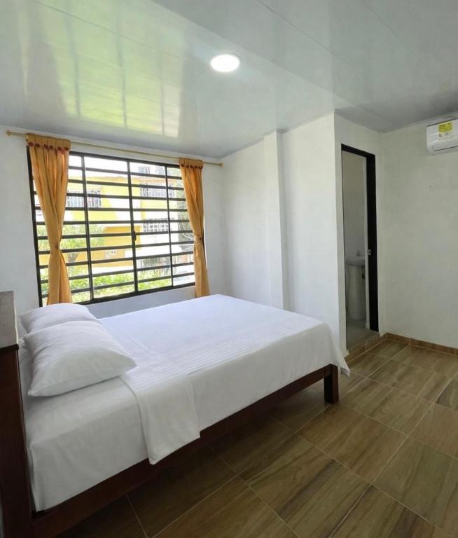 Apartamentos El Remanso - 2