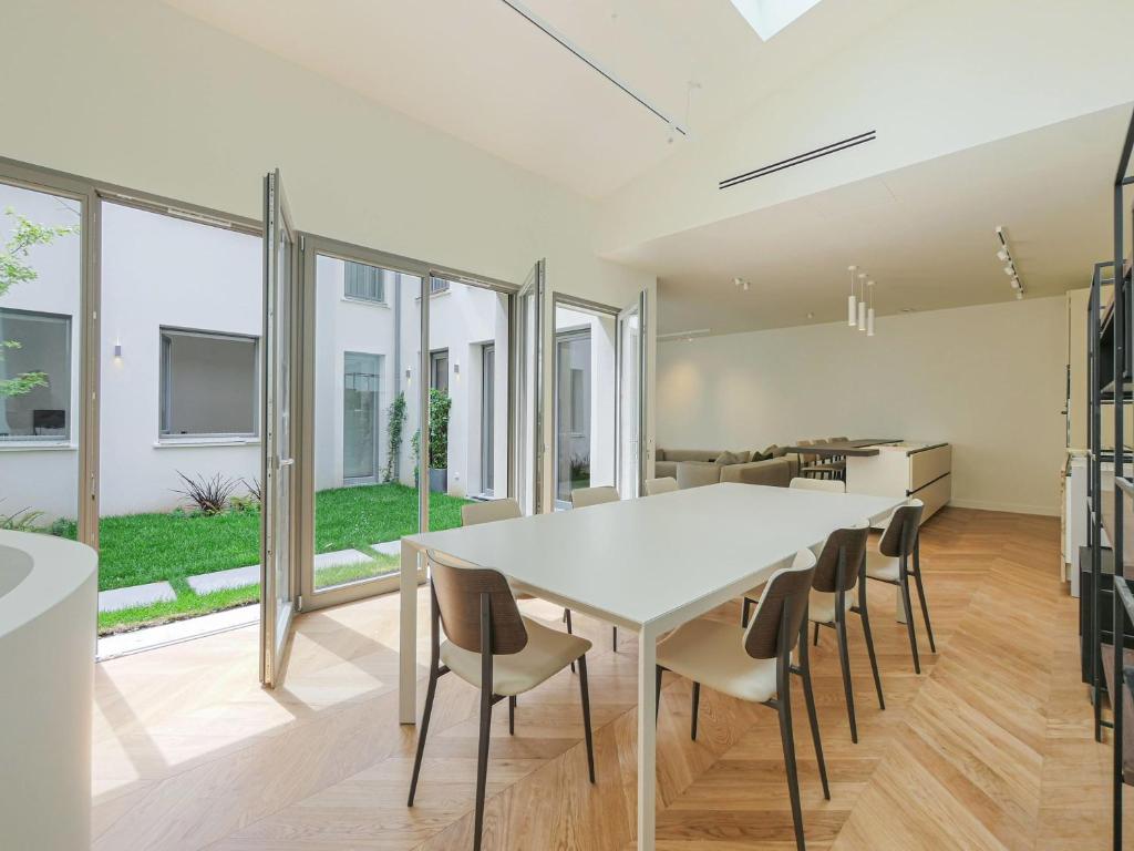 Exceptional Townhouse - Private Garden - 4