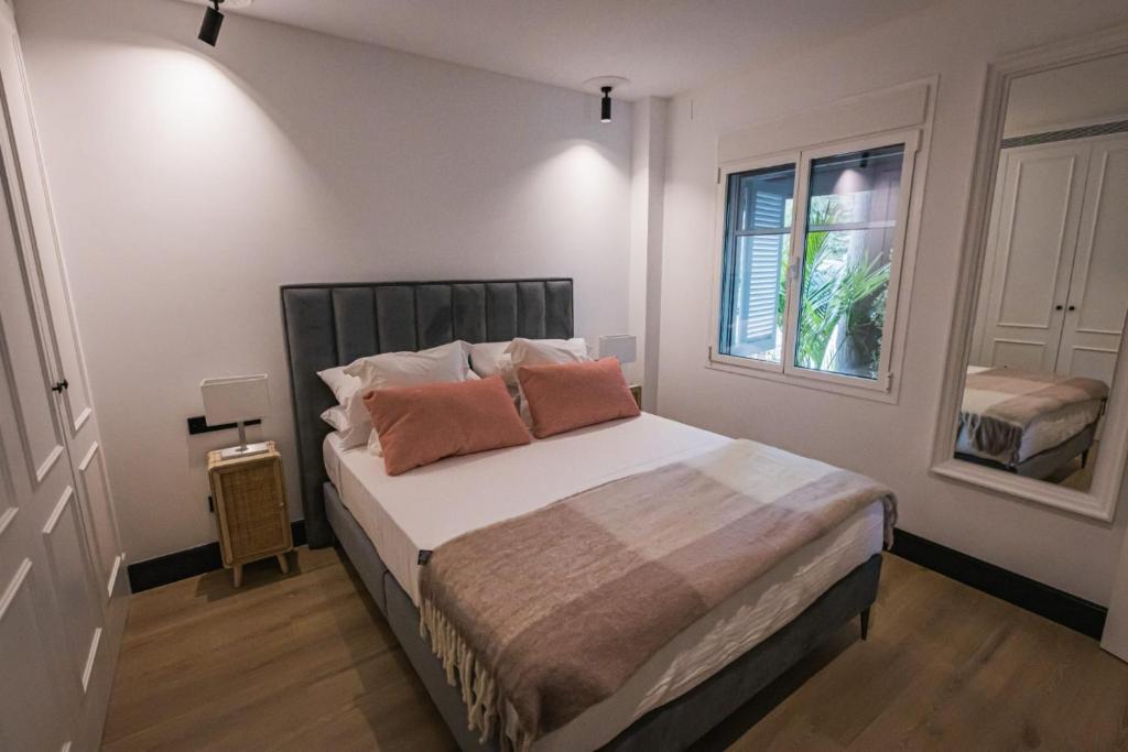 All About Puente Romano Deluxe Apt - 4
