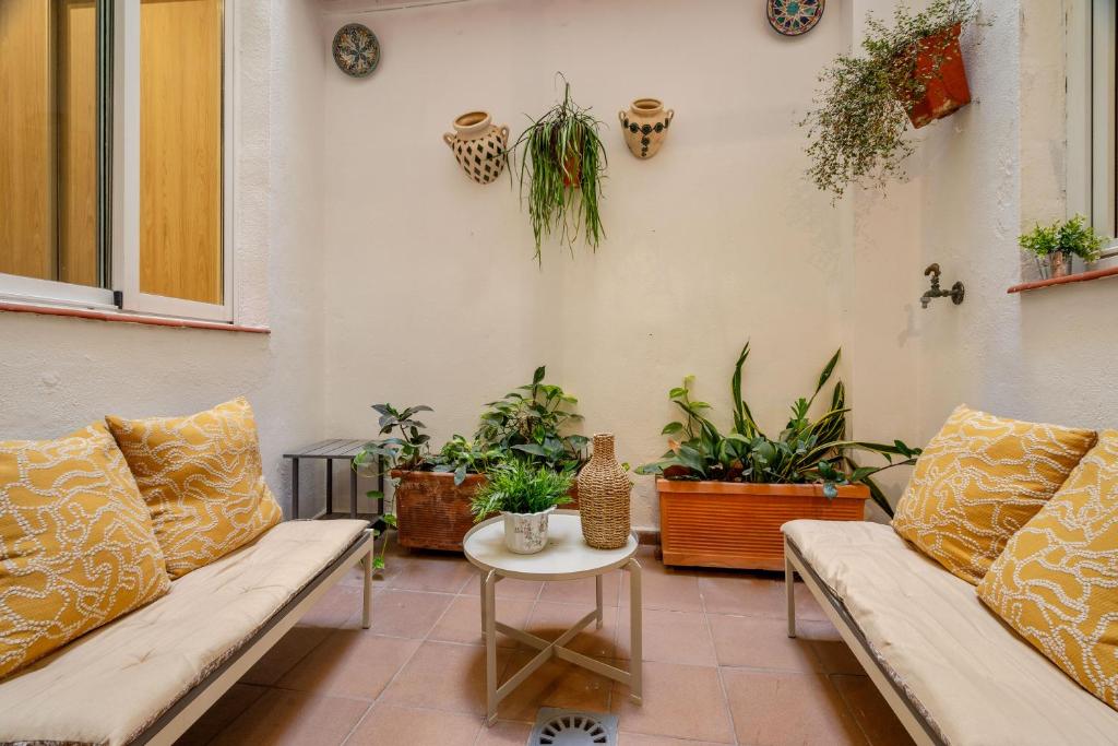 San Telmo Studio & Private Patio by ELE Apartments - 2