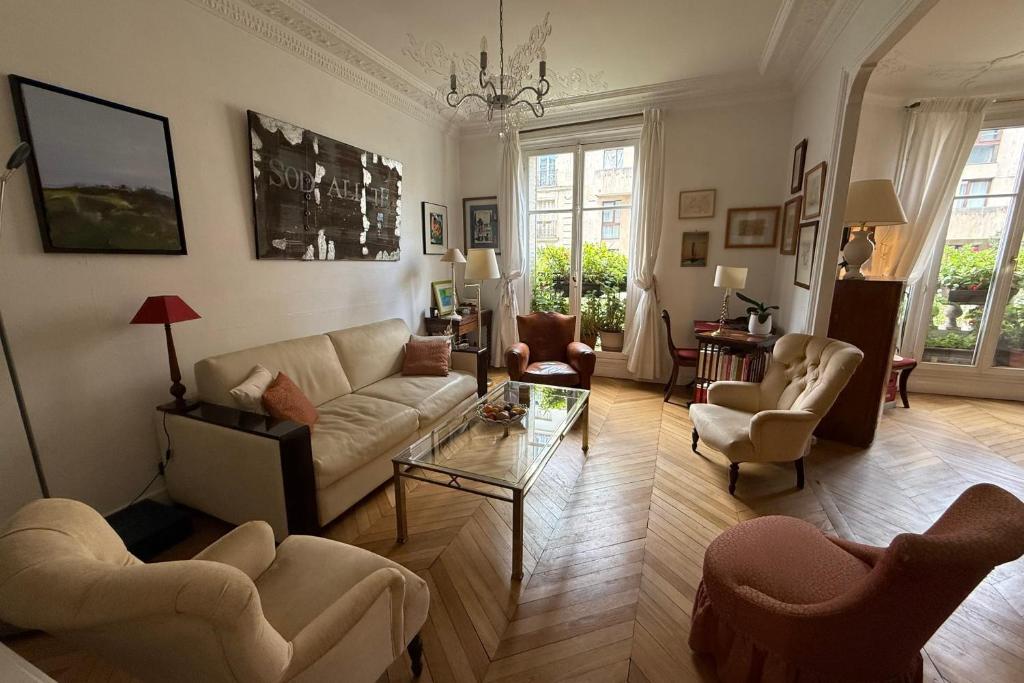 Grand appartement calme avec balcon à Paris 12 - 4