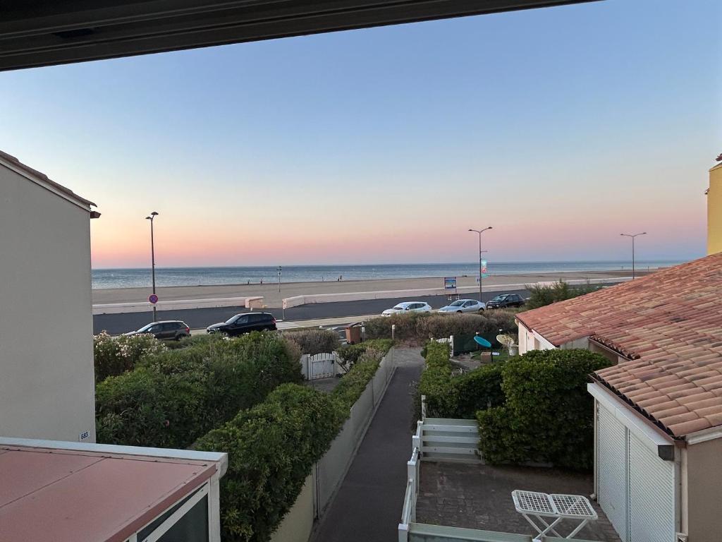 Appartement T2 face a la mer avec parking - 5
