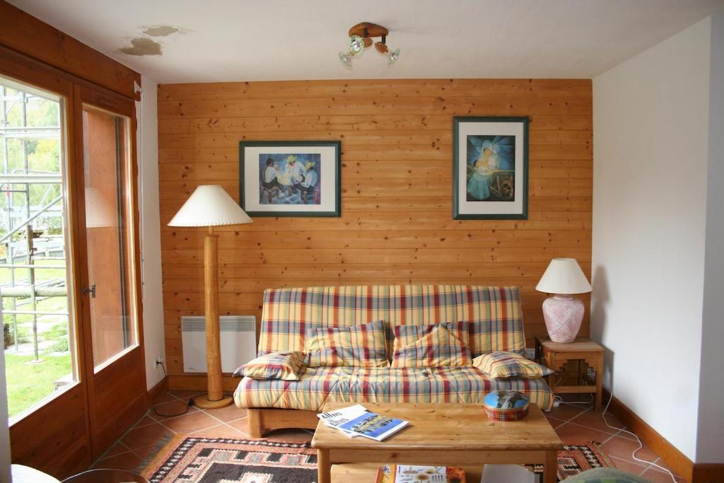 Cosy Apartment in Le Tour Chamonix - 1