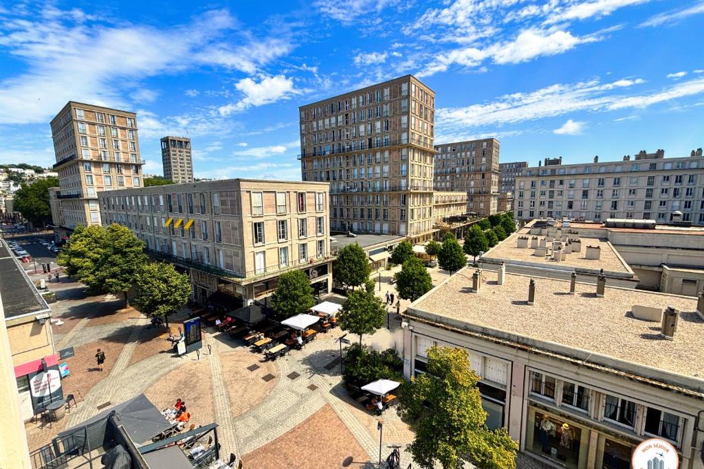 Le Saint Joseph - Vue Centre-ville Parking - 1