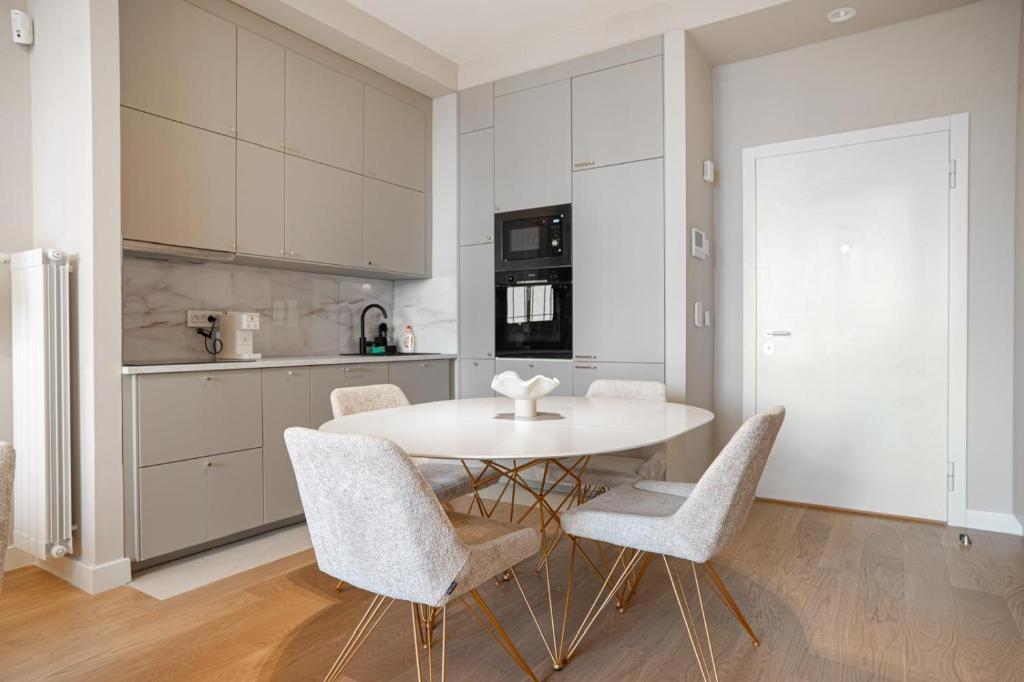 BW Ultra Lux Apartment - 4