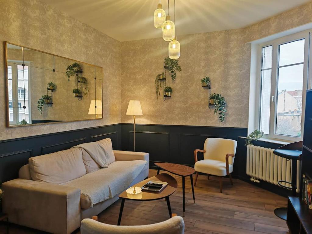 Le Vintage 4 étoiles L'Atelier 4 étoiles La Cabane 3 étoiles, 3 Appartements dans le même immeuble jusqu'à 14 personnes - 1