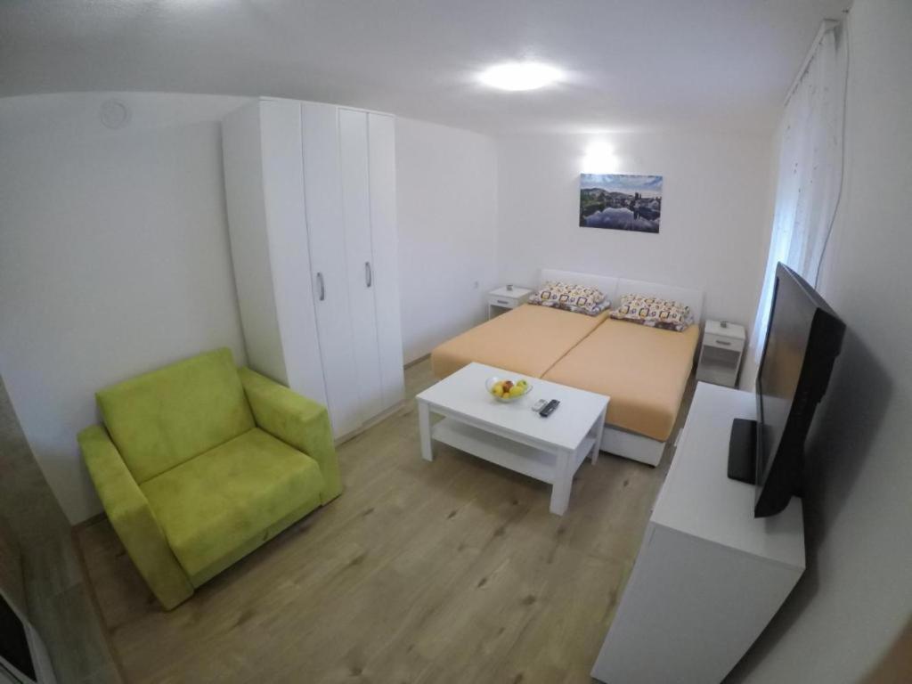 Apartman Hrupjela - 2