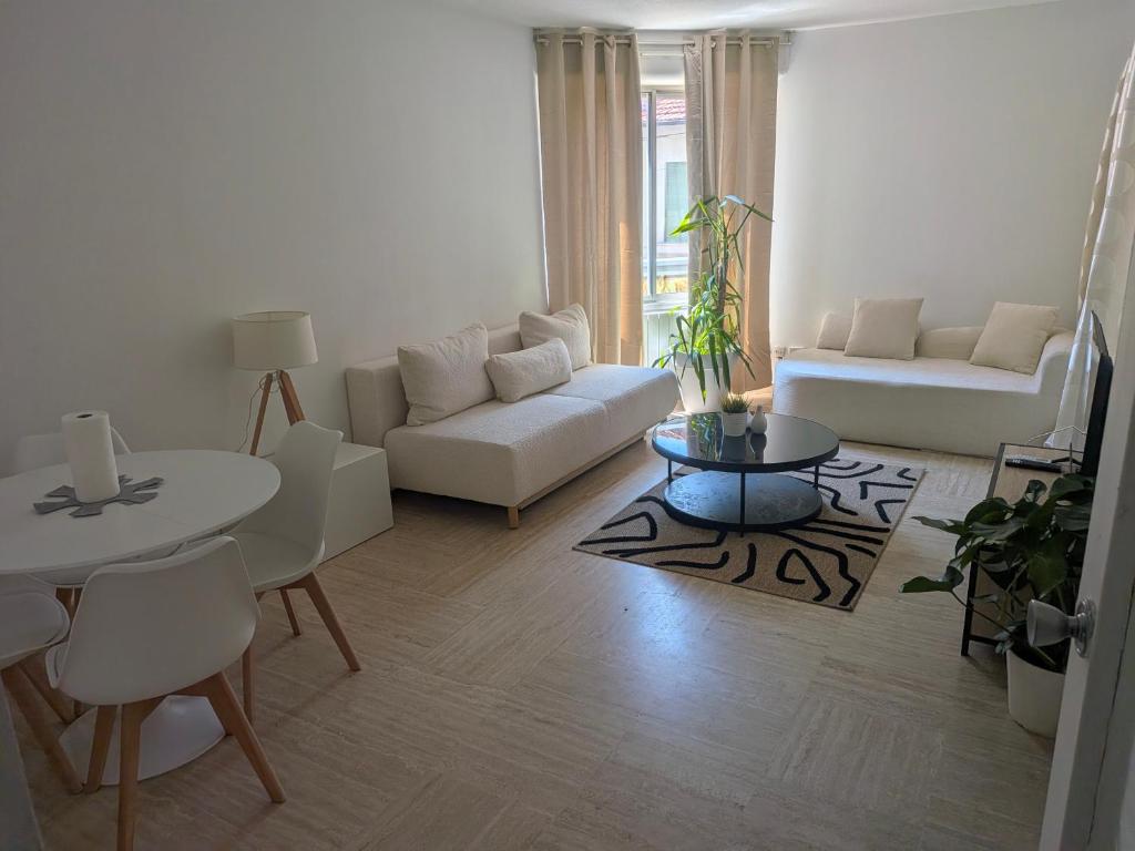 Le pied à terre - 3