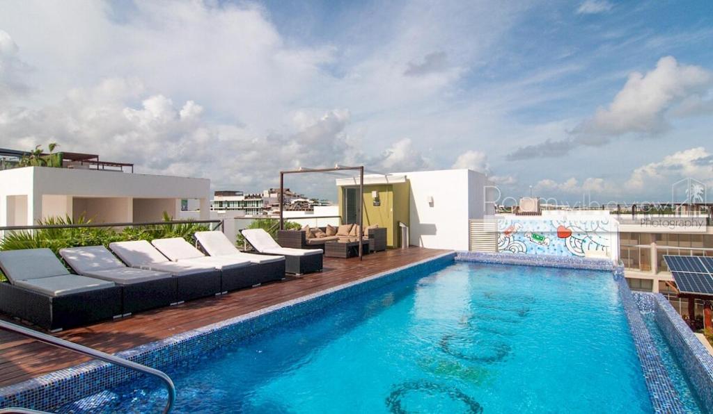 Modern Apartment Pool, Balcony & Views - 1