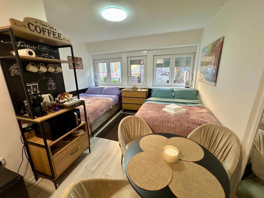 Central Sarajevo Studio - 2 Double Beds - 2