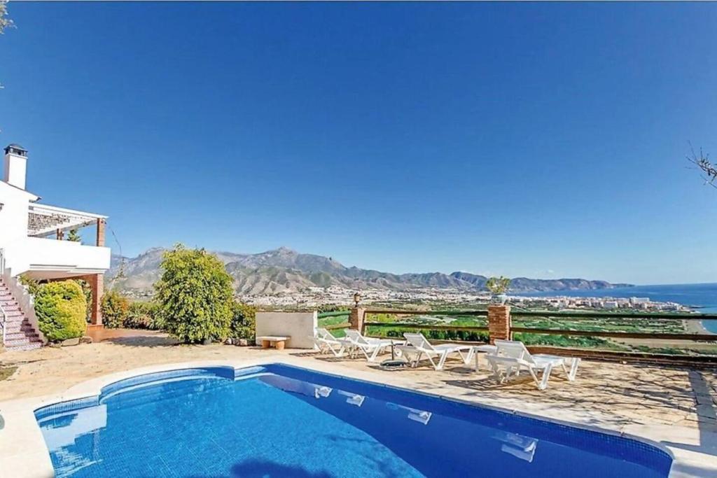 Charming Villa with the best Panoramic views - 3