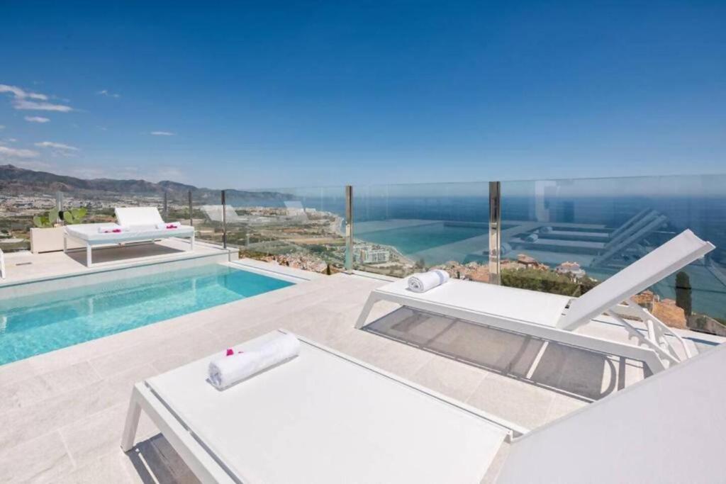 Villa de lujo. Infinity Pool y vista 360º de Nerja - 3