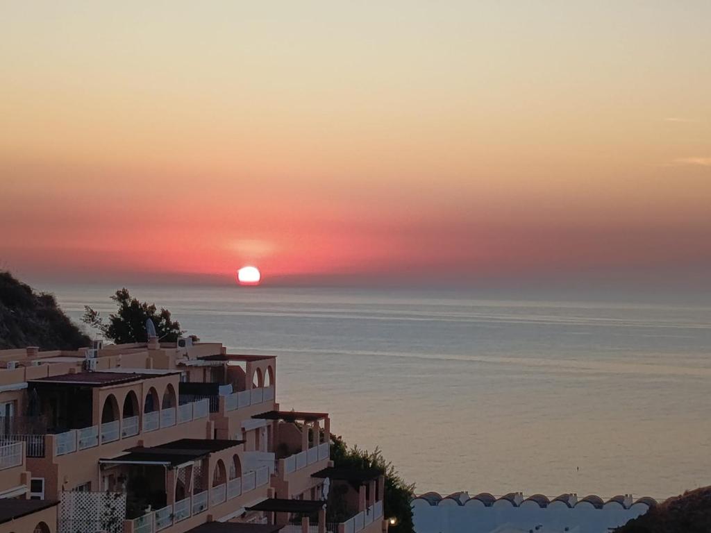 Apartamento con Fabulosas Vistas al Mar y Terraza en Mojacar Playa - 4