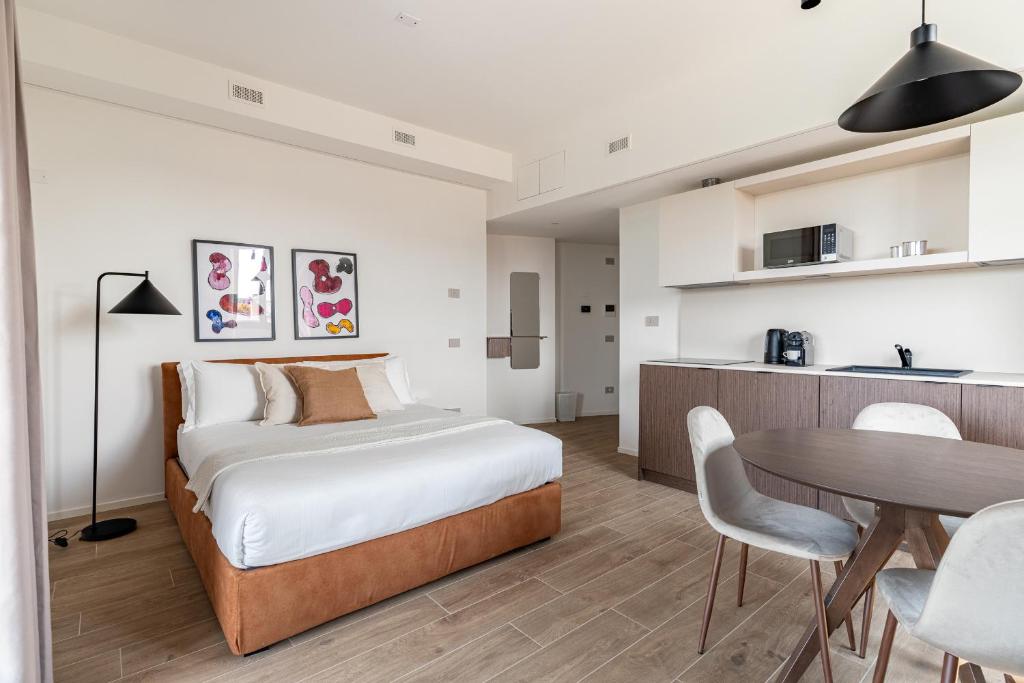 CityLife Terrace Suites - 2