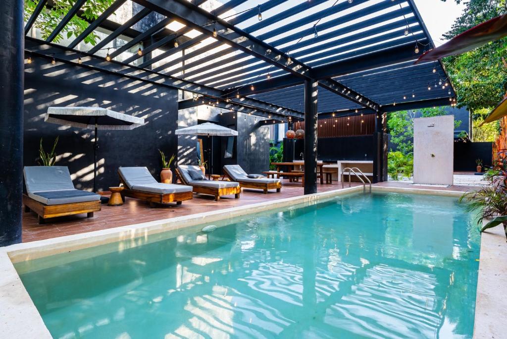 Casa Naya - 2 Pools, Near Beach, VIP Concierge - 1